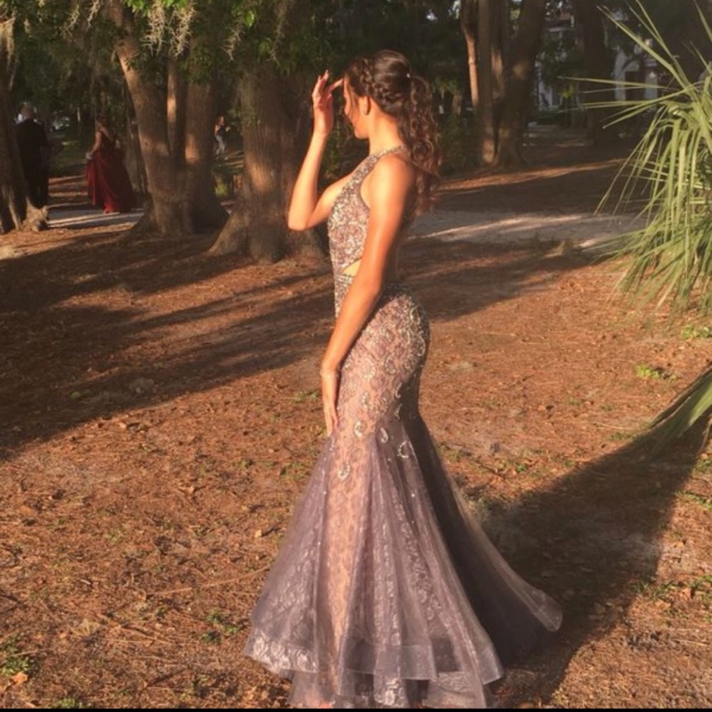 Beautiful Camille La Ville Prom/ Formal dress